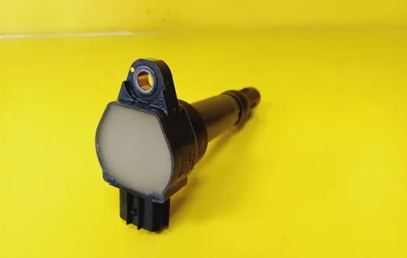 Mitsubishi Colt High voltage ignition coil MN195616