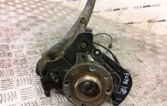 Fiat 500 Front wheel hub spindle knuckle