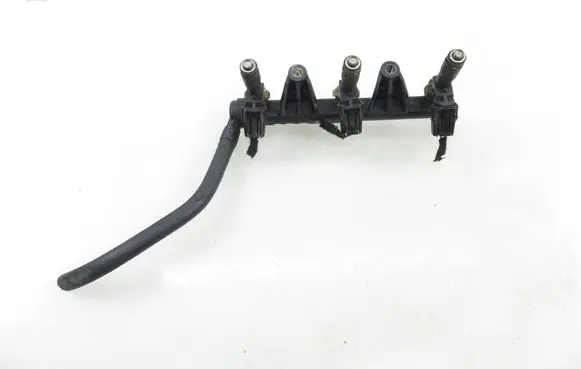 Volkswagen Polo IV 9N3 Fuel main line pipe 03D133319K 03D906031G