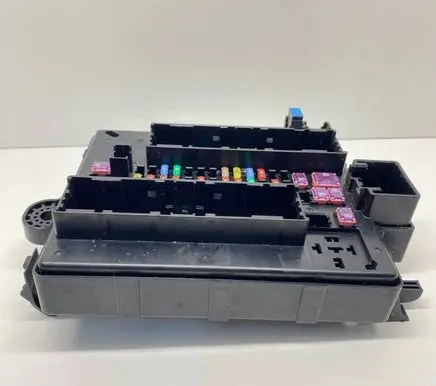 Chevrolet Traverse II Fuse box set 84604297 202101387 812914718