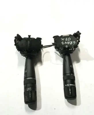 Jeep Grand Cherokee (WK) Indicator stalk 05143315AD 2945155510 43165A