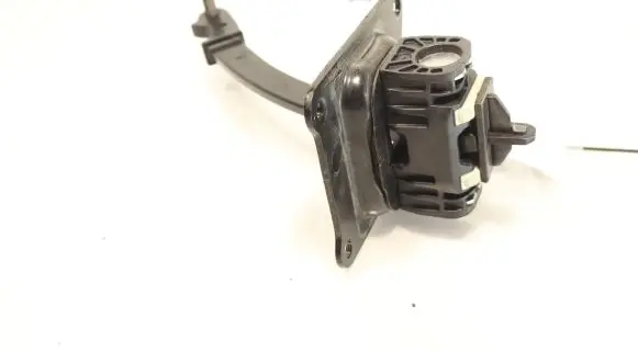 Toyota Proace Rear door check strap stopper