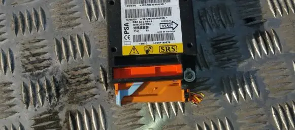 Citroen C2 Airbag control unit/module 9656888880