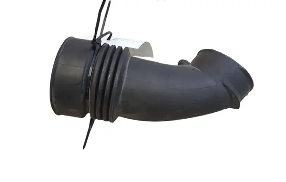 Air intake hose/pipe