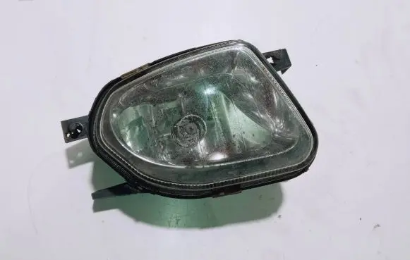 Mercedes-Benz E W211 Front fog light 1NB00827502 A2118200656