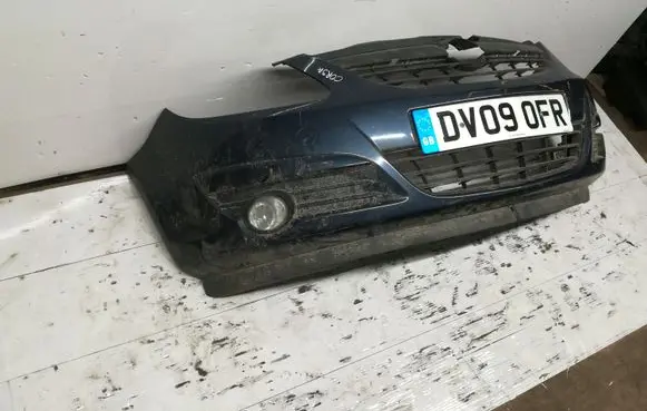 Opel Corsa D Front bumper 13211402 475498858
