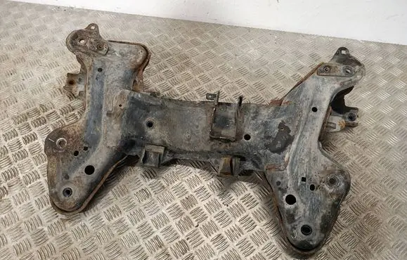 Peugeot 2008 I Front subframe 