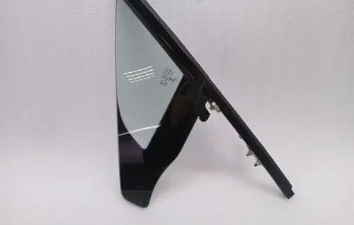 Aston Martin Vanquish V12 Front door window/glass (coupe) CD33C262A37BB