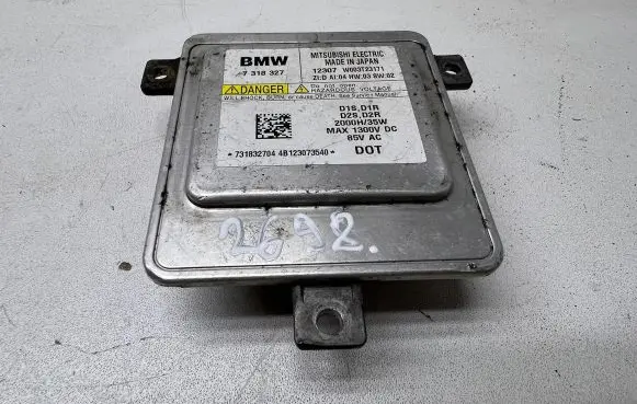 Headlight ballast module Xenon