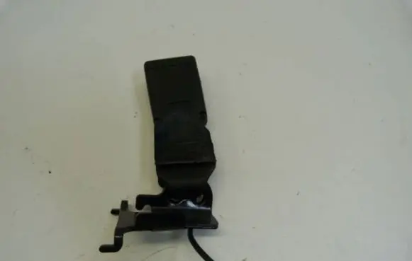 Renault Talisman Rear seatbelt buckle
