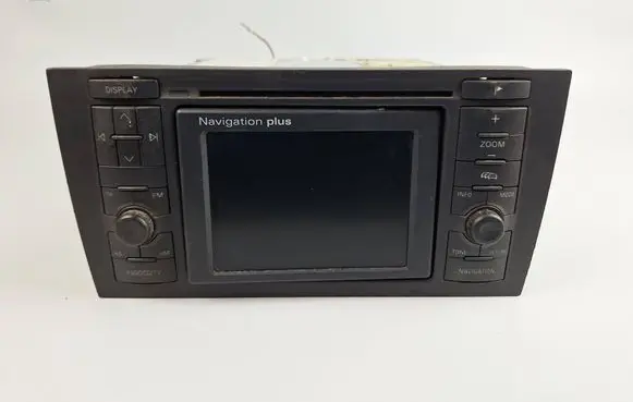 Audi A4 S4 B6 8E 8H Radio/CD/DVD/GPS head unit 4B0035192K 7612001014