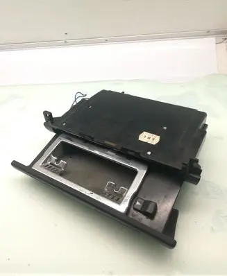 Audi A4 S4 B6 8E 8H Car ashtray 8D0857951J 8D0857951G 8D0857951H