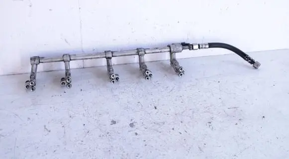 Volkswagen Transporter - Caravelle T5 Fuel main line pipe 070133317C