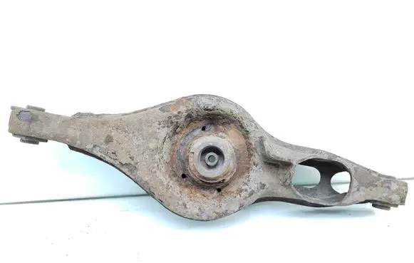 Mitsubishi Outlander Rear control arm