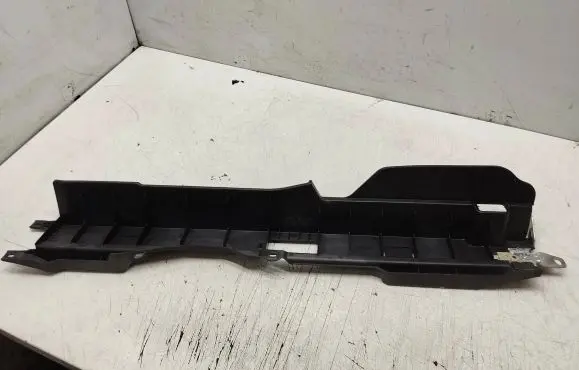 Mercedes-Benz ML W164 Other trunk/boot trim element 1646800231