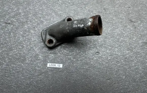 Coolant pipe/hose