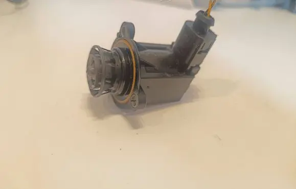 Audi A4 S4 B8 8K Turbo solenoid valve 06H145710D 70183004 1900F50A1280