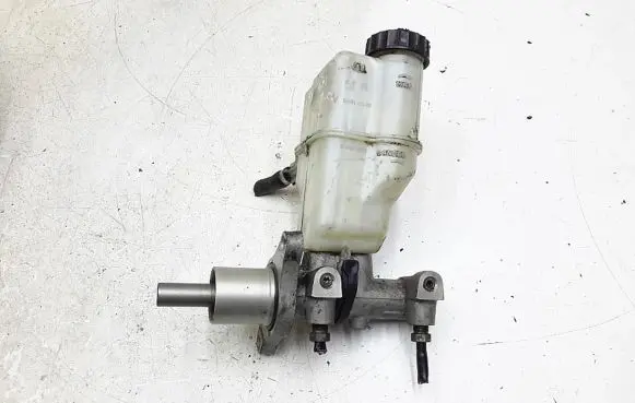 Citroen C5 Master brake cylinder 9646980980