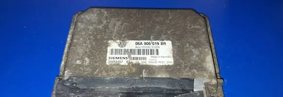 Seat Toledo II (1M) Engine control unit/module 06A906019BR 5WP445703