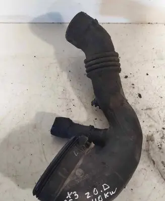 BMW X3 E83 Air intake hose/pipe 7790552