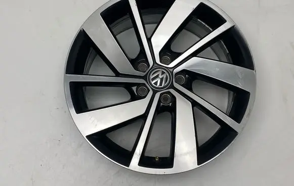 Volkswagen Jetta USA R18 alloy rim 5GM601025N