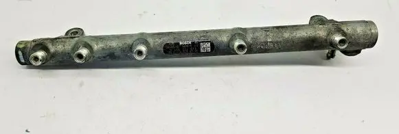Mercedes-Benz C AMG W203 Fuel main line pipe A6460700295 nr3465