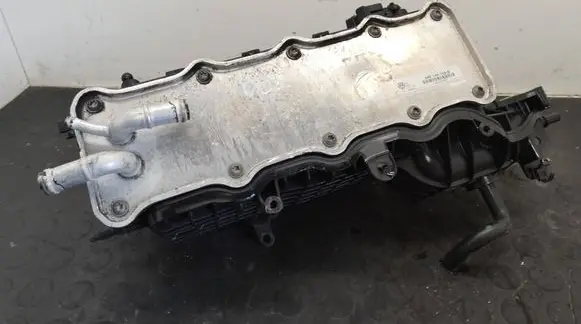 Volkswagen Golf VII Intake manifold 04E129711E 04E145749B