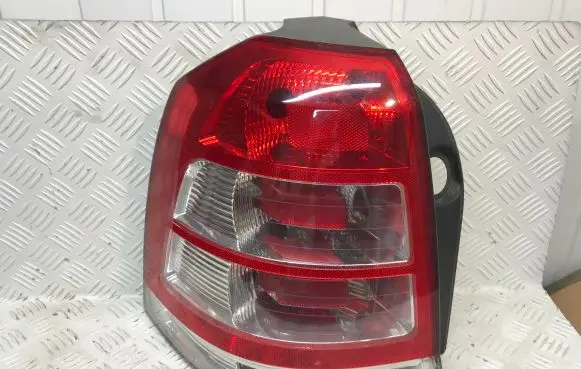 Opel Zafira B Rear/tail lights 13305774
