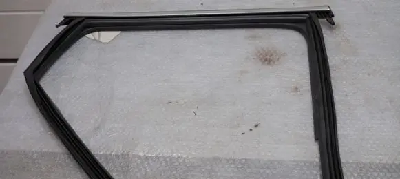 Audi A4 S4 B9 Rubber seal loading door 