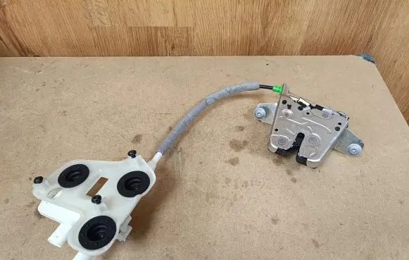 Mercedes-Benz GLC C253 Tailgate/trunk/boot lock/catch/latch A0997400600 A0999068600