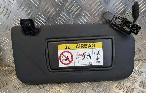 Ford Focus Sun visor