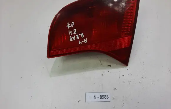 Audi A4 S4 B7 8E 8H Tailgate rear/tail lights