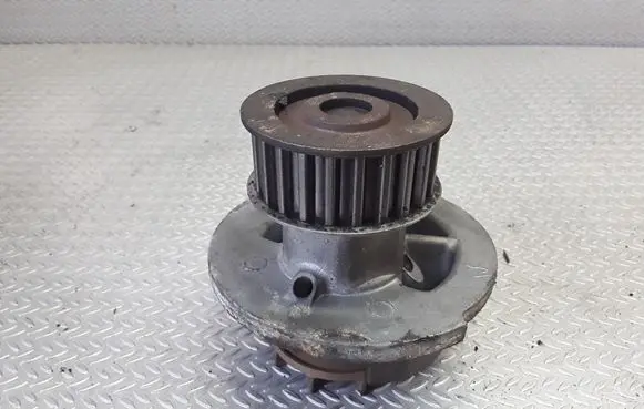 Opel Astra G Water pump