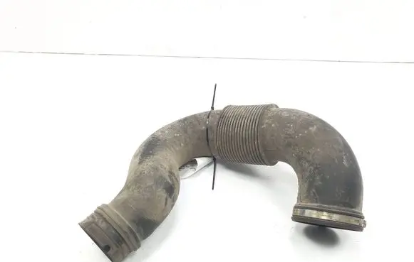 Iveco Daily 35 - 40.10 Intercooler hose/pipe 5801966017