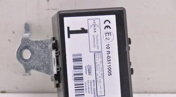 Toyota Yaris Other devices 10R0311005 897410D080D