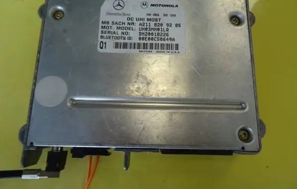Mercedes-Benz C W203 Bluetooth control unit module A2118209285 UH03MM01LR DM20018226