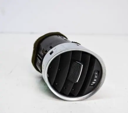 Audi A4 S4 B7 8E 8H Dashboard air vent grill cover trim 8H0820902D