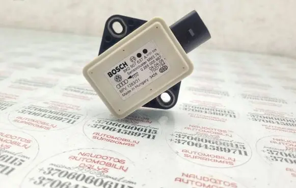 Audi A4 S4 B8 8K ESP acceleration yaw rate sensor 8K0907637A