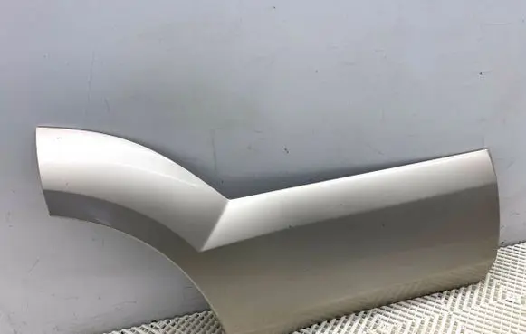 Toyota Land Cruiser (FJ75) Rear door trim (molding) 