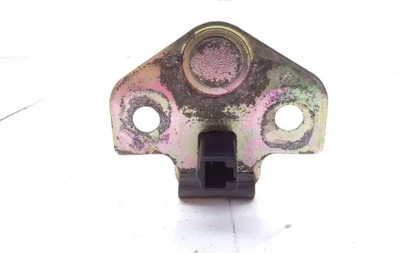 Ford Mondeo Mk III Rear door lock loop/hook striker 96BGF21982AJ