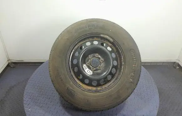 Nissan King Cab, Navara R17 spare wheel 5JU0A