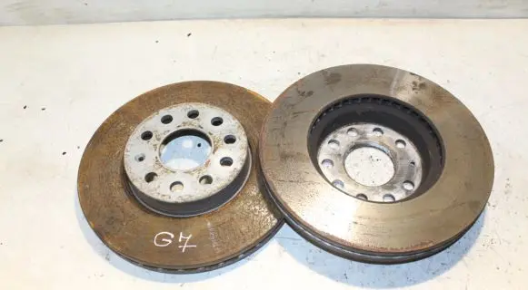 Volkswagen Golf VII Front brake disc