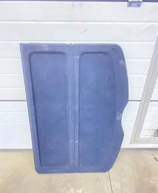 Parcel shelf