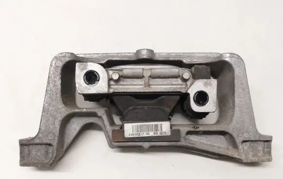Mercedes-Benz CLA C117 X117 W117 Engine mount bracket 326E5026025 A2462402617