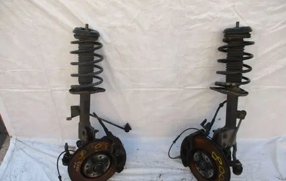 Peugeot 3008 I Front wheel hub spindle knuckle