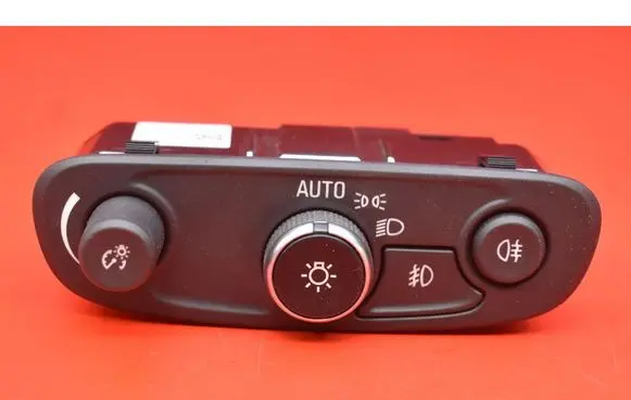 Opel Insignia A Light switch 84215920