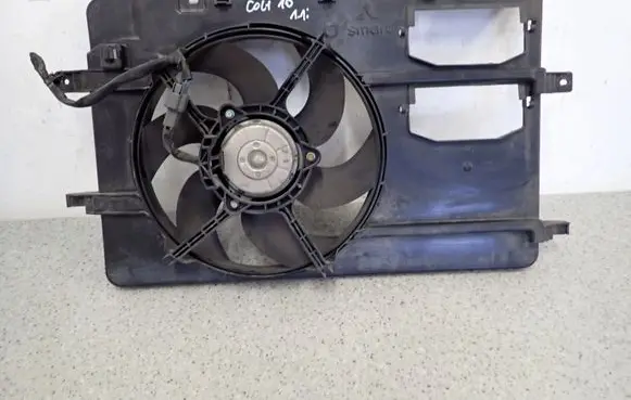 Mitsubishi Colt Electric radiator cooling fan 1350A375