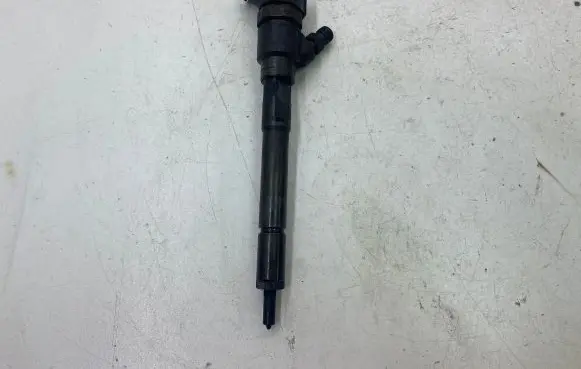 KIA Carens II Fuel injector 3380027400 0445110258