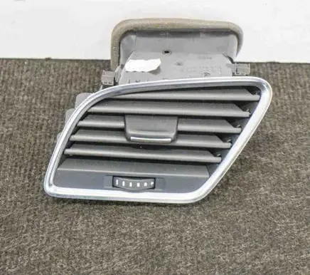 Audi Q3 8U Dashboard air vent grill cover trim 8U2820901C 8U2820901B
