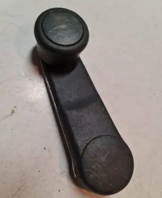 Audi 80 90 B2 Front door window winding handle 443837581D 443837581E 443837575A